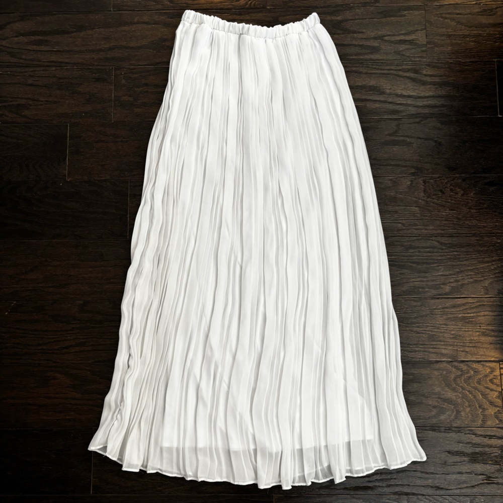 Vintage Amber Elegant White Pleated A-Line Waterfall Skirt
